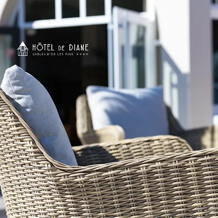 Hotel De Diane 4*